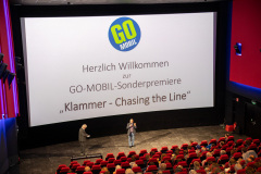 Go-Mobil-Premiere-Klammer-Chasing-the-Line-284-von-325